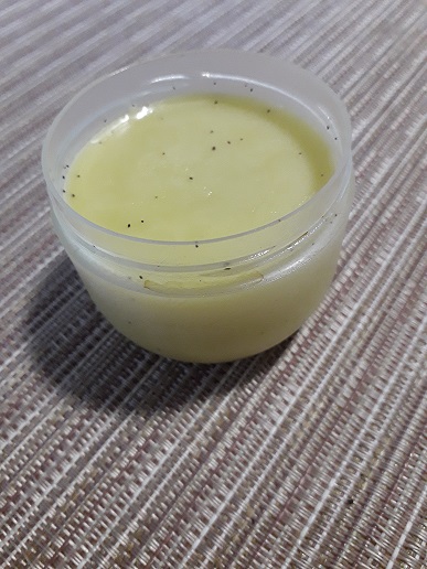 Hand und Fußcreme mit Kaffee